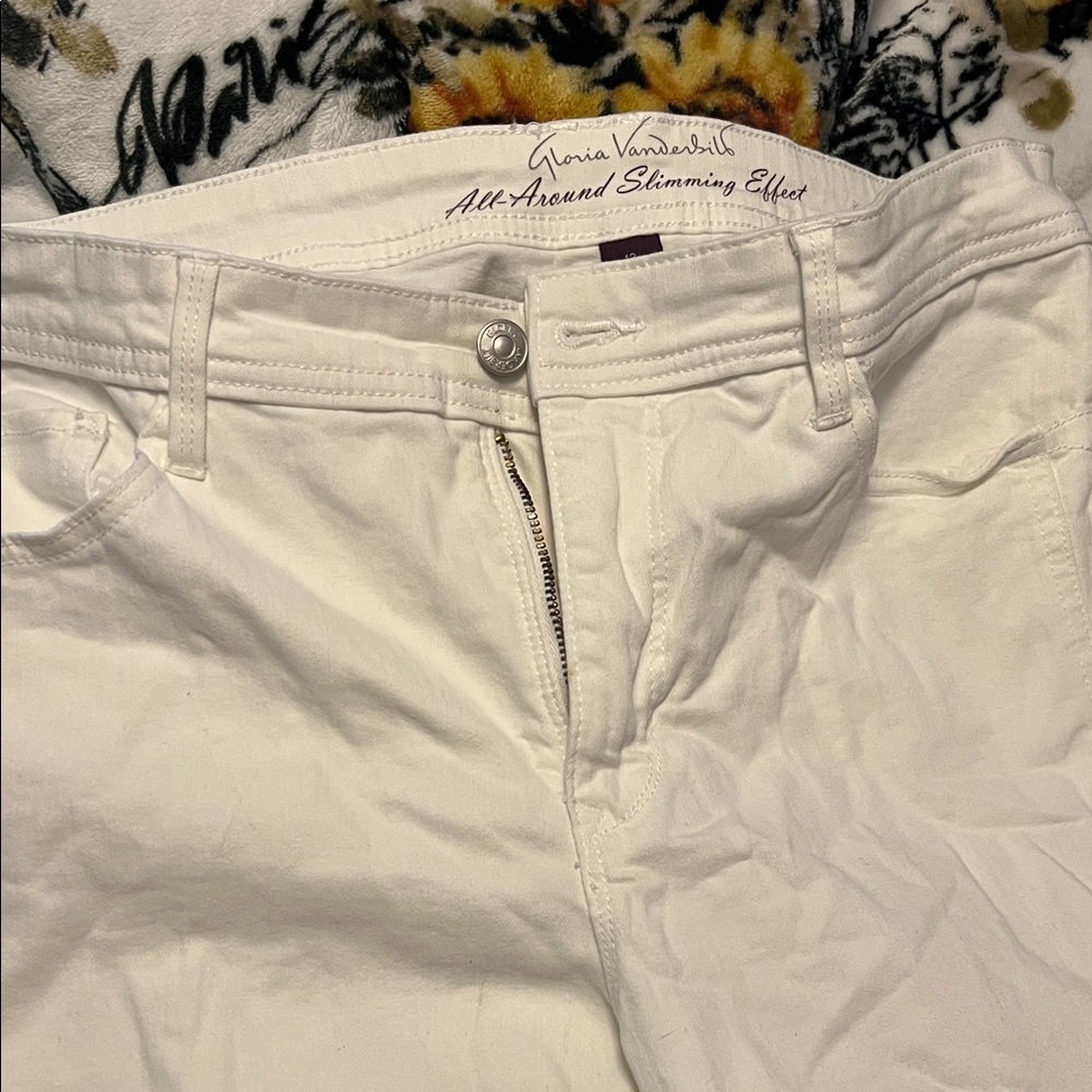 Gloria Vanderbilt Women's Cream High Rise Jeans
